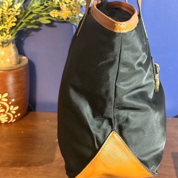 Michael Kors Kempton small tote bag in black nylon- EUC- fast shipping - Picture 5 of 10